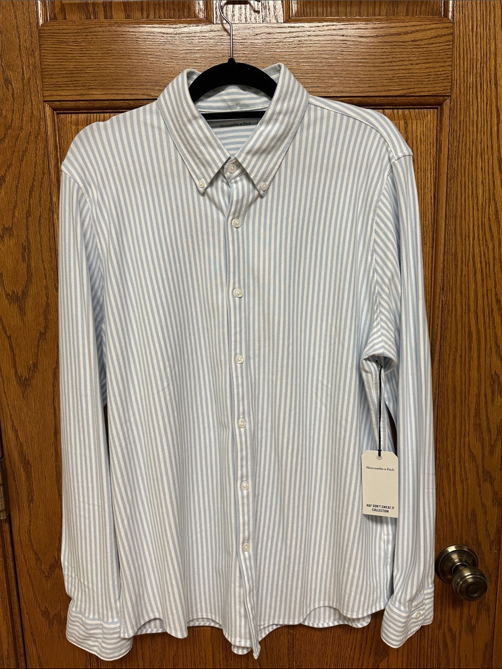 Abercrombie & Fitch Don’t Sweat It Collection Button Down Shirt NWT
